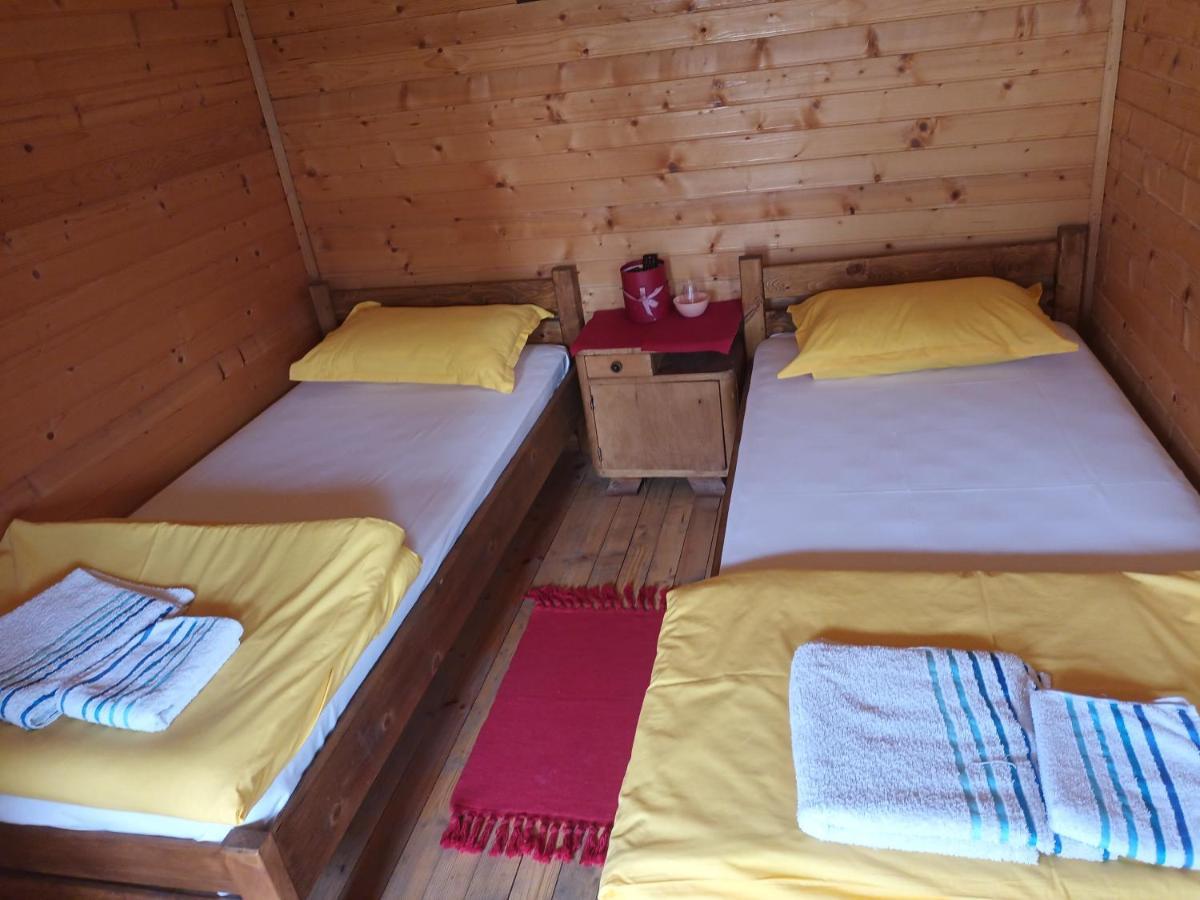 Lolini Bungalovi Novi Sad Ngoại thất bức ảnh